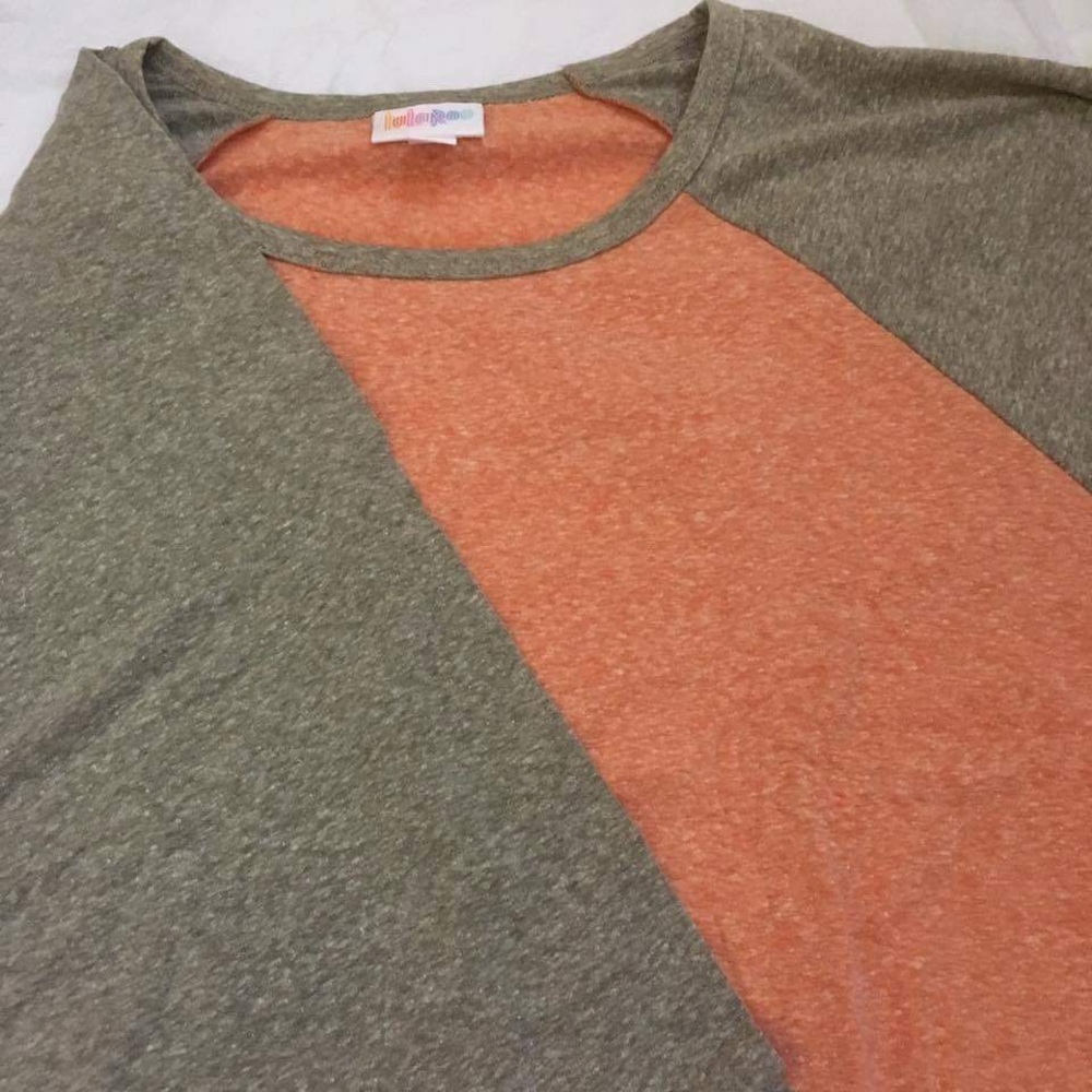 NWT Lularoe Randy baseball T in XXXL